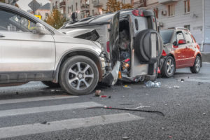​3-Car Accident Scenarios: Who’s At Fault? Who Pays?