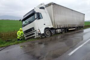 When to Hire a Truck Accident Attorney